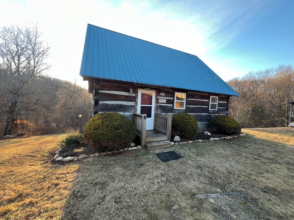 Welcome to A Blue Ridge Haven, cabin 13!!!