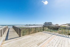 Dune Deck