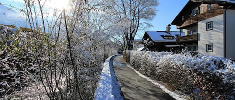 Außenseite Ferienhaus [Winter]