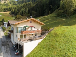 Extérieur maison de vacances [été]