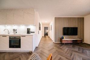 Wohnung Nr. 13 - Moderne Ferienwohnung, 70qm,  2 Schlafzimmer, 1 Wohnzimmer, max. 4 Personen