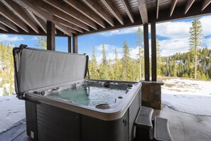 Hot Tub - Barton Creek Vista Breckenridge Vacation Rental