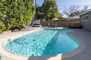 SWIMMING POOL -- View 3D Virtual Tour of the Property Here: https://tinyurl.com/227cvs44