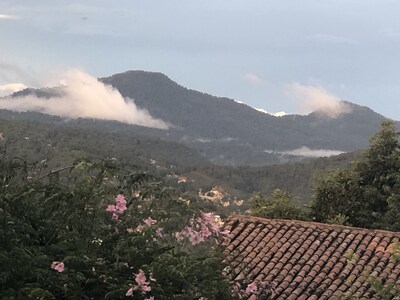 CASA LAS VISTAS. Oferta especial. Paisaje, tranquilidad, comodidad, ubicación