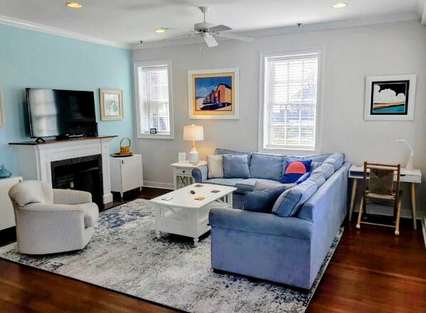 LivingRoomfromdining