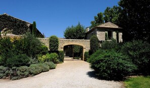 Autres