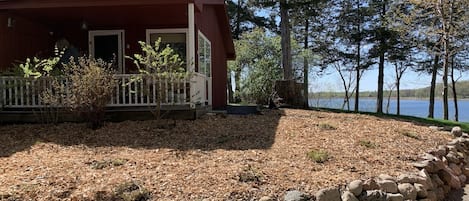 Two story cabin with the best views on the lake!!