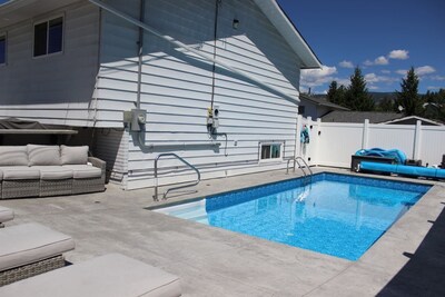 Basement Suite with Shared Pool