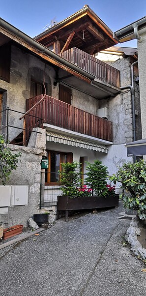 Exterior detail