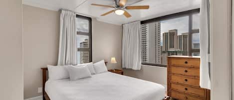 Ceiling Fan,Home Decor,Indoors,Bed,Furniture