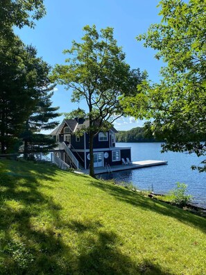 Muskoka POV boathouse