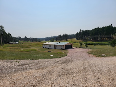front of the house driveway view