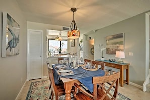 Plenty of space to enjoy dinner at home.