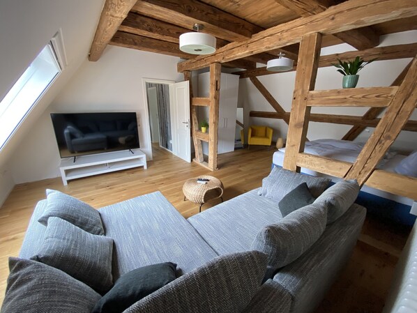 Ferienwohnung mit Terrasse, 70qm, 2 Schlafzimmer, max. 4 Personen