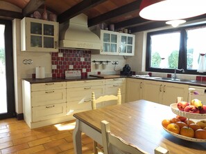 Cozy kitchen and dinning room with everything necassary