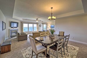Dining Table | Living Room