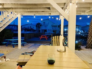 Outdoor dining