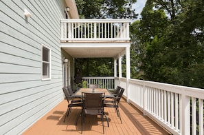 The main suite has its own private deck with fabulous views!