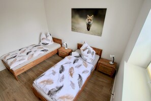 Schlafzimmer 2