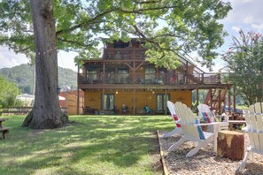 Community Fire Pit