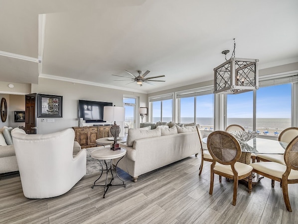 Open Living Space at 3301 Sea Crest offers plenty of seating and a large flat panel TV
