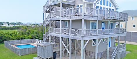 Surf-or-Sound-Realty-Surfs-Up-Rodanthe-928-Exterior