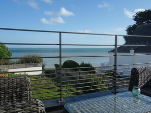 Ciel, Propriété, L'Eau, Maison, Architecture, Mer, Immobilier, Océan, Pièce, Balcon