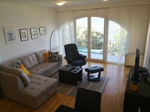 A1 Vlatkica(4): living room