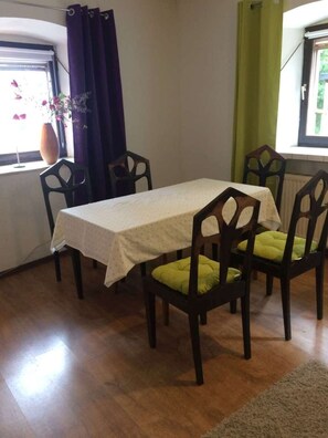 Wohnzimmer vorn