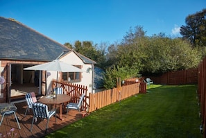 Trevells, Roserrow. Spend sun-soaked days outdoors with the ones you love