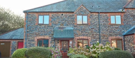 Welcome to Trevells, a family holiday haven settled close to wonderful Polzeath!