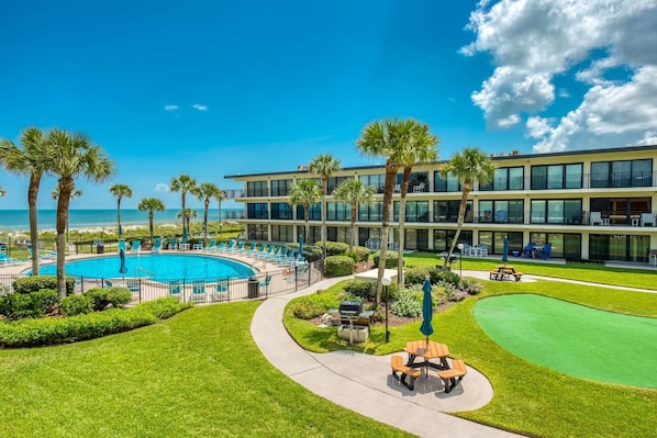 Ocean front outdoor spaces include, putting green, pool, picnic and grilling options.