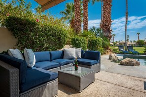 Covered Patio with Outdoor Seating