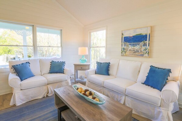 Welcome to the Coastal Cottage!