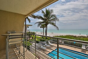 View to the South - sit and stay a while!