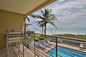 View to the South - sit and stay a while!