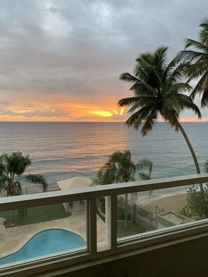 Beach/ocean view