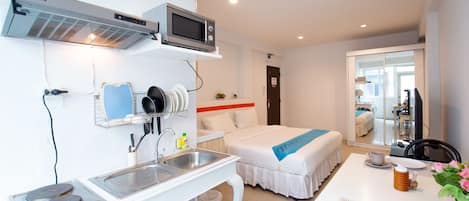 Private kitchenette