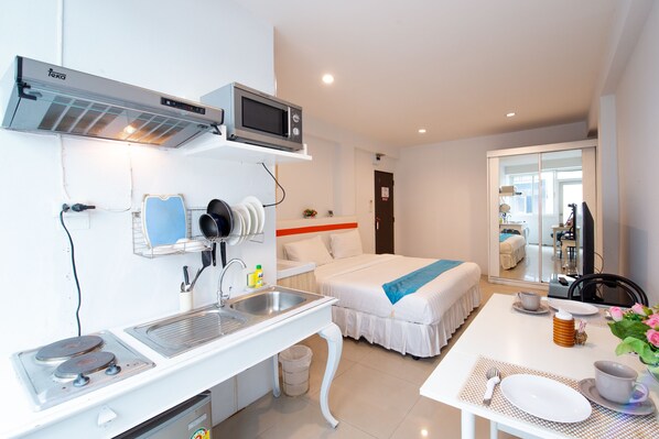 Private kitchenette