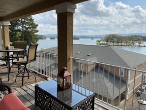 Balcony Overlooking Lake Hamilton 