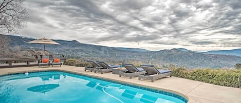 Pool with amazing view of Sierra Foothills