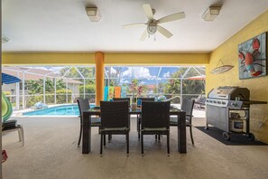 Outdoor dining