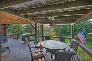 The large deck offers ample seating for your family.