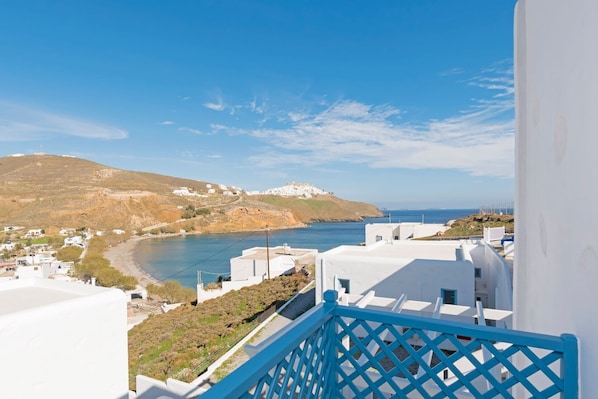 Superior Astypalaia Villa | Villa Pearl | 3 Bedroom | Private Pool | Sea View | Livadia