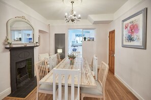 The Gray Haven, Whitby - Host & Stay