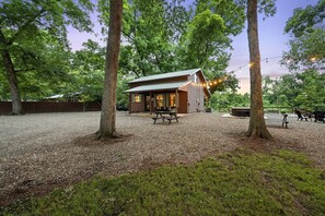 Huge front yard and plenty of parking!