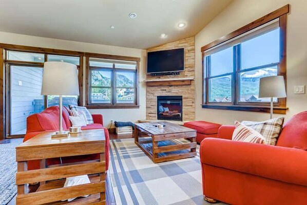 Living Room with Gas Fireplace and Flat Screen TV