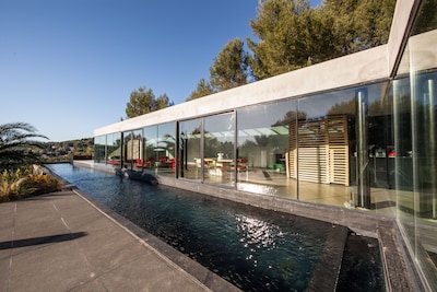 Exceptionnelle Villa d'architecte avec piscine de 28 mètres de long, Parc Fleuri