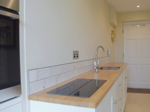 Kitchen | Studio Quercus, Todenham, near Moreton-in-Marsh