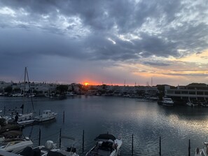 Ein neuer Tag bricht an in der Camargue ... Worauf warten Sie? 